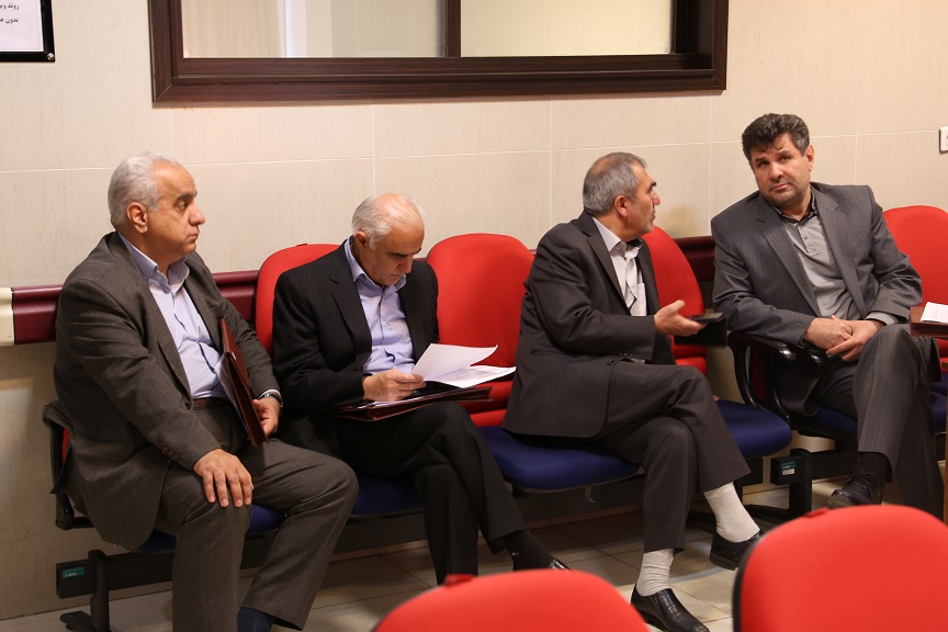 معاینات مدیران 19