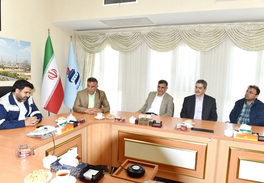 دیدار با مدیرعامل پتروشیمی 4