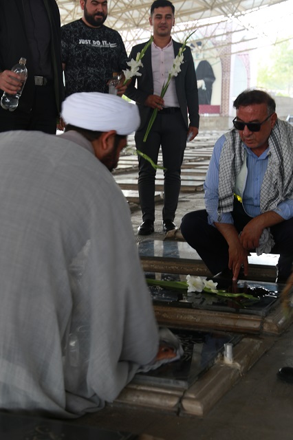 غبارروبی مزار شهدا 17