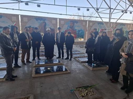 غبارروبی مزار شهدا 1