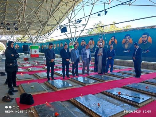 غبارروبی مزار شهدا 5