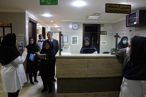 بازدید دکتر دقایقی و همکارانش 28