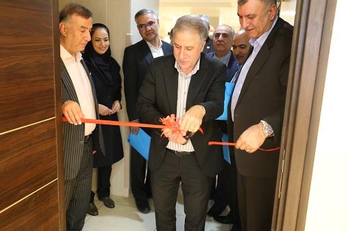 معاینات مدیران 18